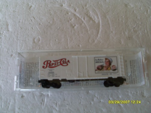 MICRO TRAIN LINE N-SCALE PEPSI PEPSI-COLA 40' BOX CAR P.C.122000 | Zustand: Used