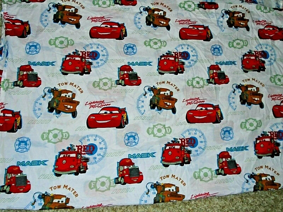 9N!¡GUAU! Sábana bajera plana de microfibra vintage de Disney Pixar CARS para niños pequeños Foto 2 de 4