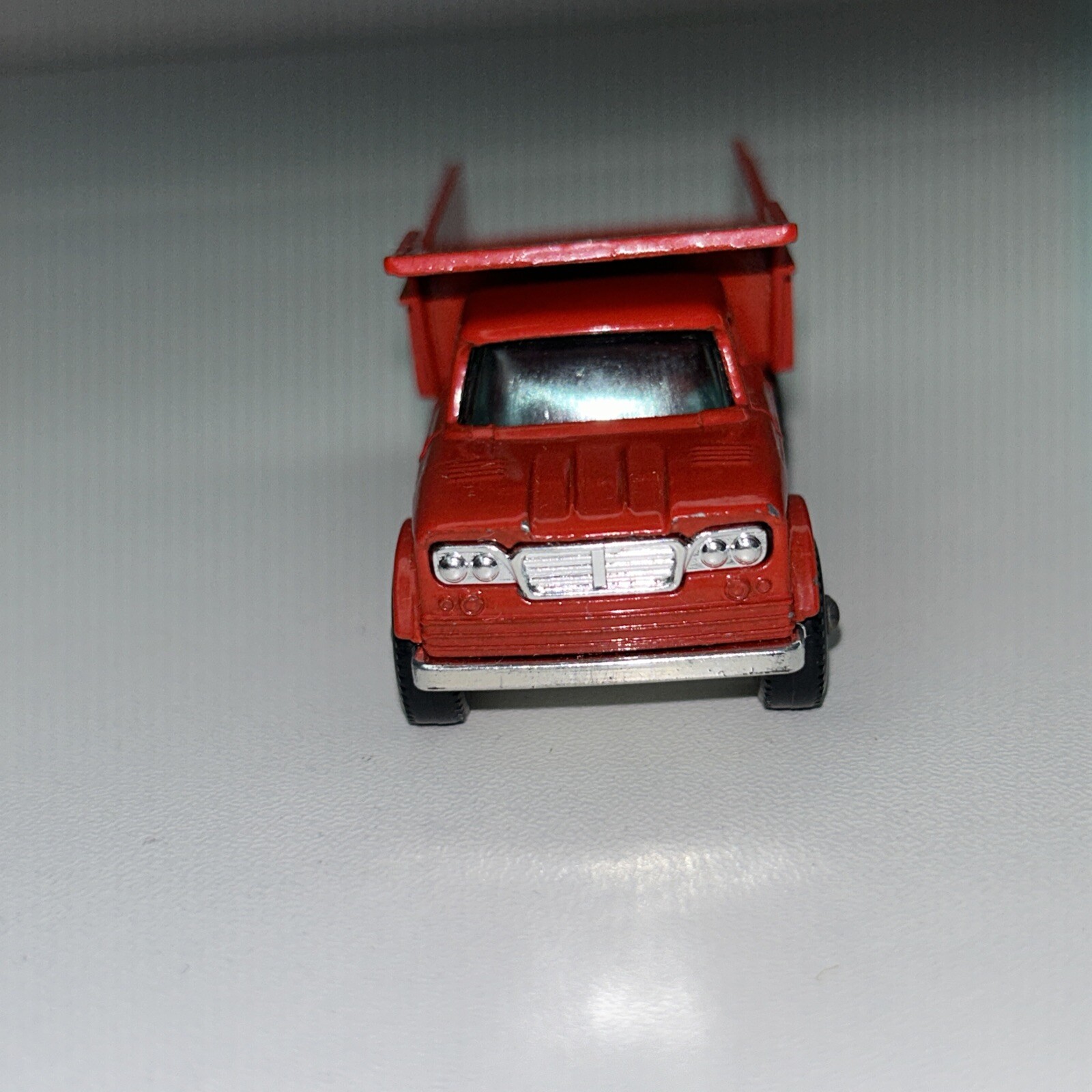 Picture 3 of 6