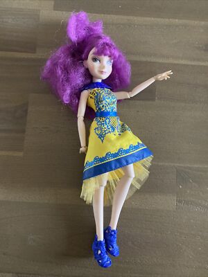 Disney Descendants 2 Mal Isle Of the Lost Doll Yellow Blue Dress, | eBay Disney Descendants 2 Mal Isle Of the Lost Doll Yellow Blue Dress, | eBay