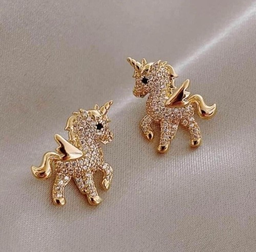 New Unicorn Stud Earrings Crystal Fashion Earrings for Women Girl Earrings Exqui - Picture 2 of 4