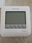 Used Honeywell Home T4 Pro Series Programmable Thermostat TH411OU2005 — photo 3