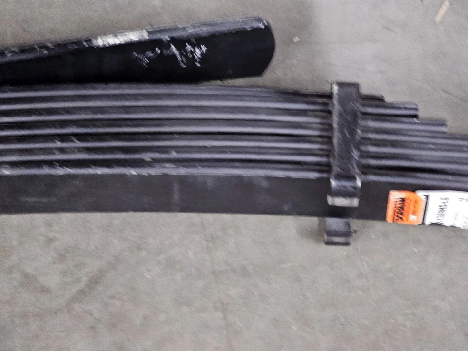 Resorte de hoja de suspensión Dorman 22-1269HD para modelos seleccionados de Chevrolet GMC 99-10 Foto 4 de 4