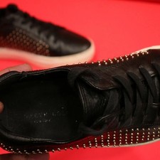  329.00  KENNETH COLE WOMEN'S LUXURY SNEAKERS RARE SHOES MARKED SIZE 7 M