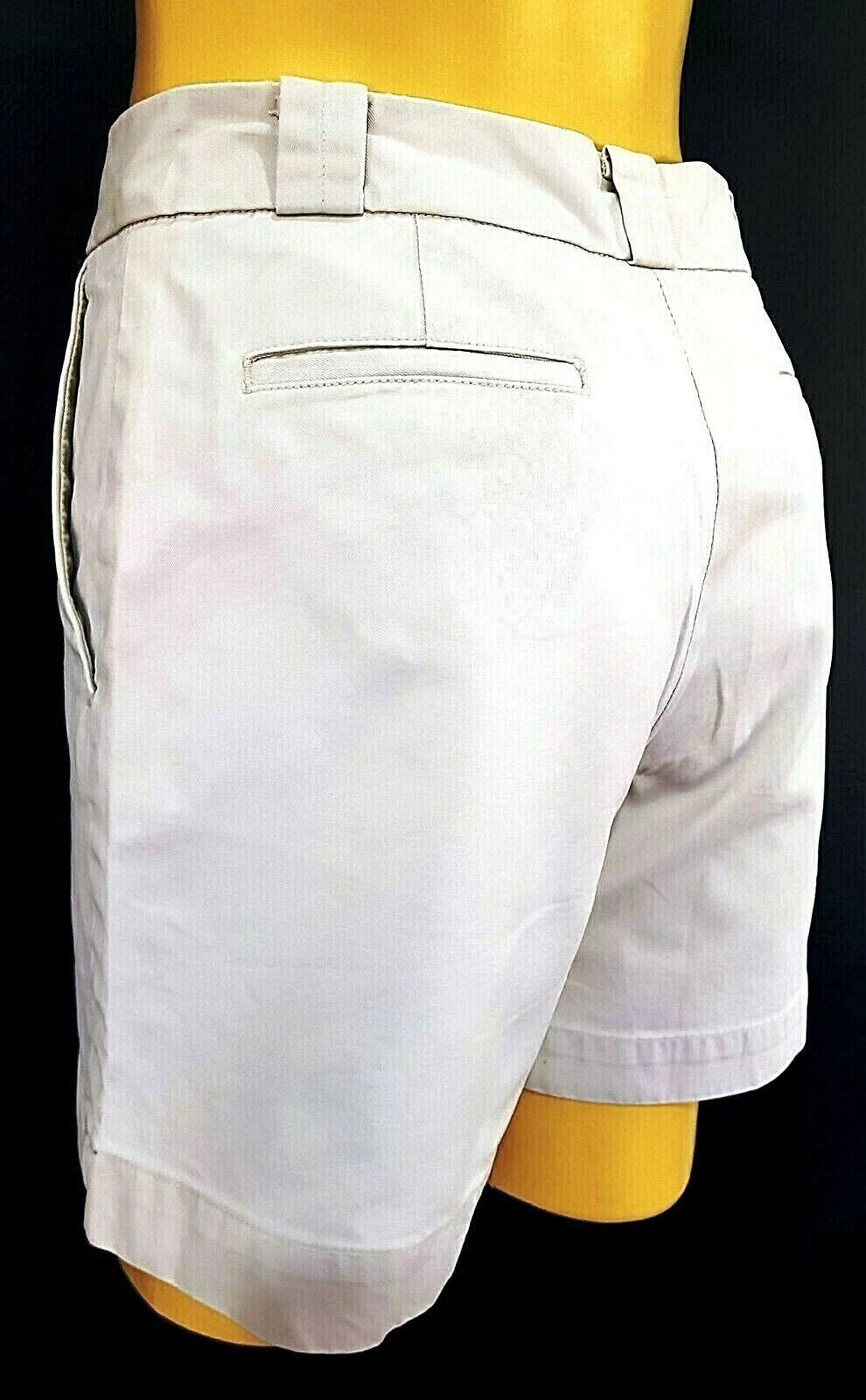 GAP Womans Ivory KHAKIS CHINOS SHORTS Flat - W26" - UK8 - EU36 - US2 - RRP £35 image 2