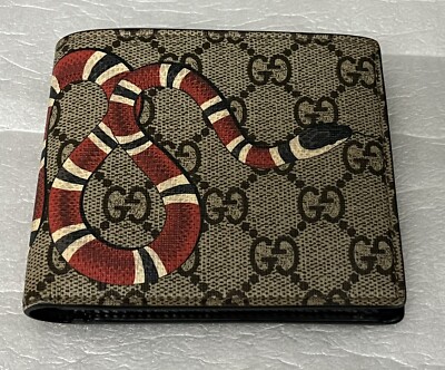 Gucci Bifold Wallet Beige GG Supreme Signature Canvas Kingsnake