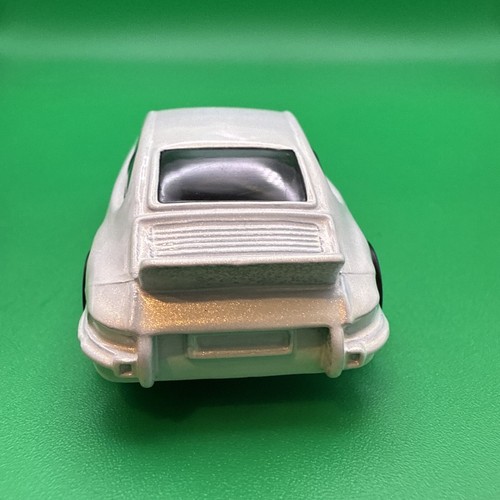Hot Wheels 2003 Final Run Porsche 911 Carrera 10/12 Open - Picture 4 of 6