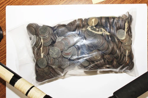 Bag of 900 ($9.00 Fae) of Steel Wheat Reverse Lincoln Small Cent Coin (NUM9246)