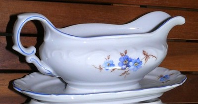 Alte Porzellan-Sauciere, blaue Blumen, Befüllen, Bepflanzen, Vogelfutter etc.