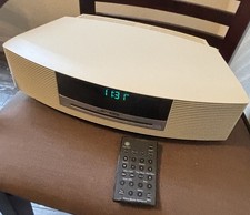 Bose Wave Music System CD Player AM/FM Radio AWRCC2 with Remote