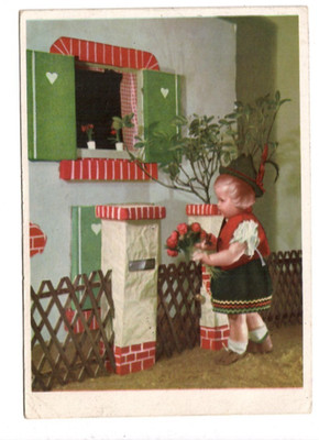 A 120 doll in costume, flowers, dollhouse * GDR 1960