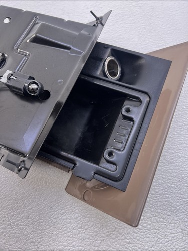 92-96 Ford Bronco F-150 ‘97 F-250 Dash Ashtray Assembly OEM Mocha/Tan - Picture 7 of 12