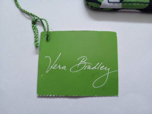 VERA BRADLEY Green Lucky You zip id case/key ring/New With Tags - Picture 4 of 10