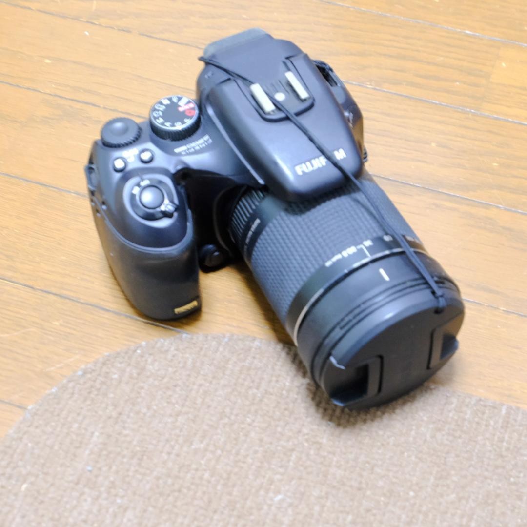 FUJIFILM FinePix S200EXR Compact Digital Camera Tested Working