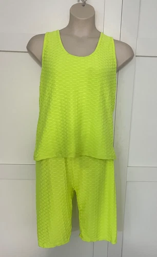 AQ-SPORT WOMEN'S GREEN CASUAL FLATTTERING SPORTS TANK & BIKE SHORTS SET SIZE 1X