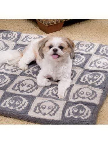 Pet Pleasers for Dog Lovers Knitting Patterns Sweaters Bag Clothing HOWB NEW - Picture 5 of 8