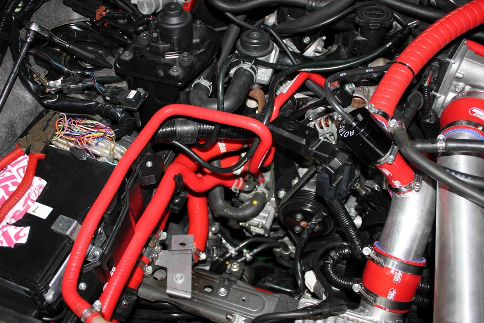 Radiador de silicona Autobahn88 NEGRO + manguera auxiliar compatible con Mazda RX-8 RX8 giratorio Foto 2 de 4