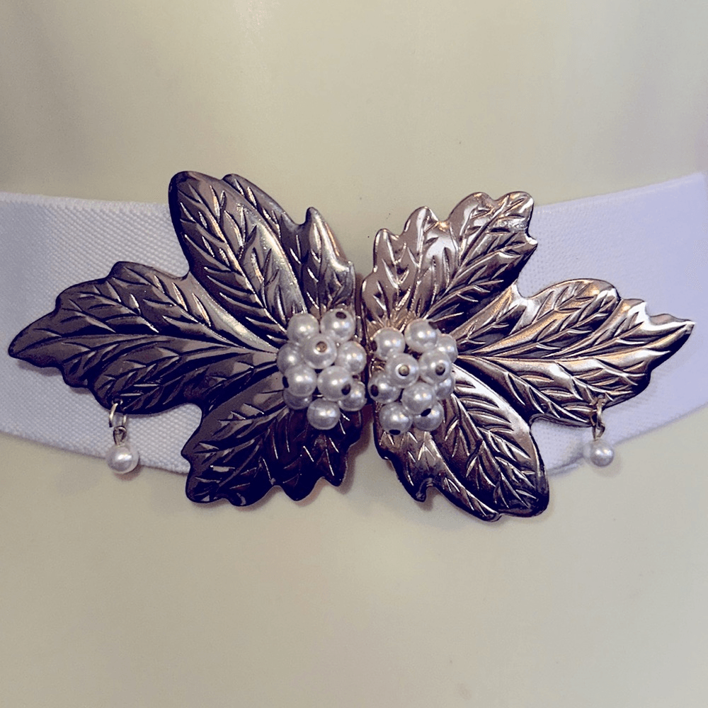 Vintage 70s/80s gold brass leaf & pearls buckle white  display picture 2