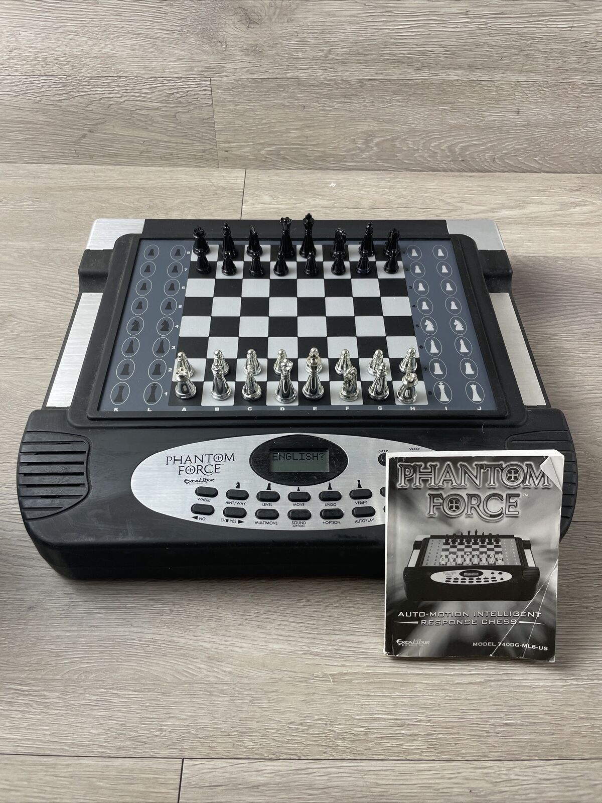 Electronic GrandMaster chess game, 102633898