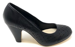 ladies black court shoes size 5