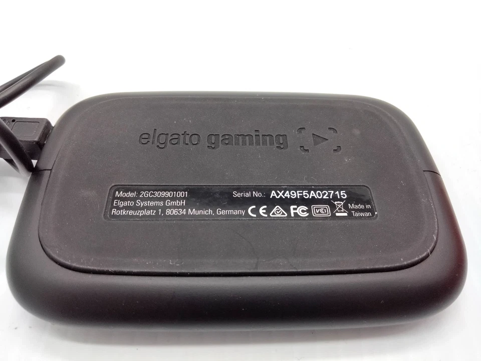 Elgato Gaming HD60 Game Capture Card with USB cable - Image 2 of 4