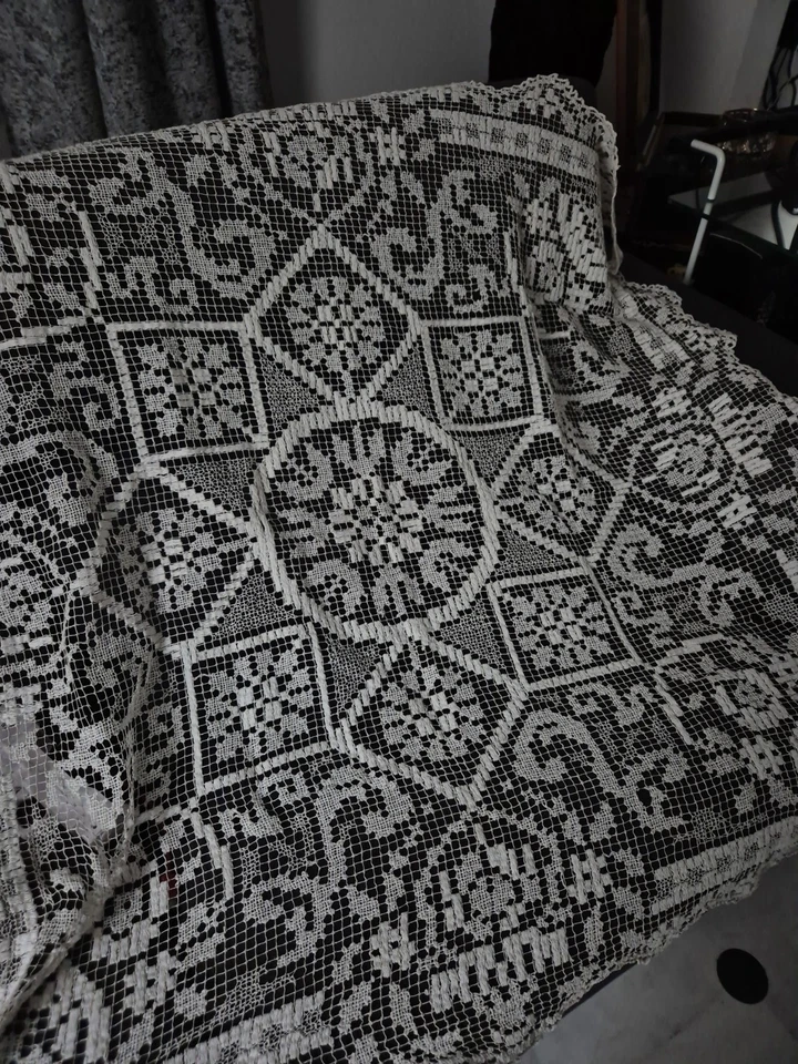 Antica Tovaglia Pizzo Filet Quadrata - Immagine 2 di 4
