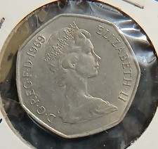 1969 ELIZABETH-II-D-G-REG-F-D GREAT BRITAIN NEW PENCE 50 COIN