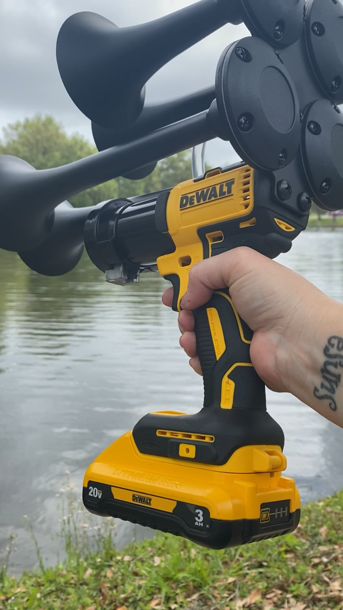 GatorBlast™ For DeWalt Battery Quad Air Horn -Train Impact Boss 4