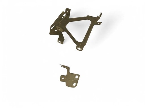 BMW 7 F01, F02 Kotflügelhalter vorne links 7184179 3.00 Petrol 2012 33490091