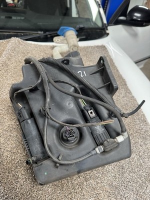 2009+ Dsg 4x4 SKODA YETI WINDSCREEN WASHER BOTTLE Double PUMP 1K0955453Q R S G