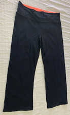 ATHLETIC WOMENS YOGA CAPRIS PANTS WAIST 30 IN.,