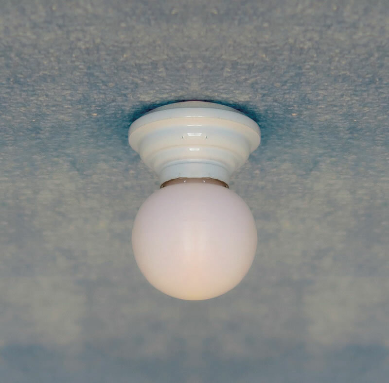 Dolls House White Ceiling Globe Light 12V Electrics Miniature 1:12th Scale (SA)