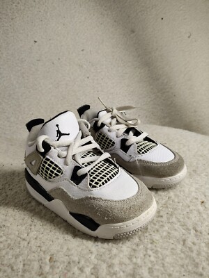 how to lace up jordan 4 military black