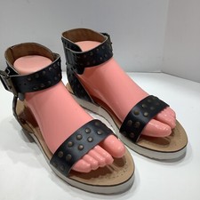 Deena & Ozzy Sandals Gladiator Flats Black Riveted Leather Womens Size 7M New