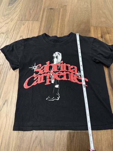 Sabrina Carpenter Graphic T-Shirt Black & Red Merch Traffic XS