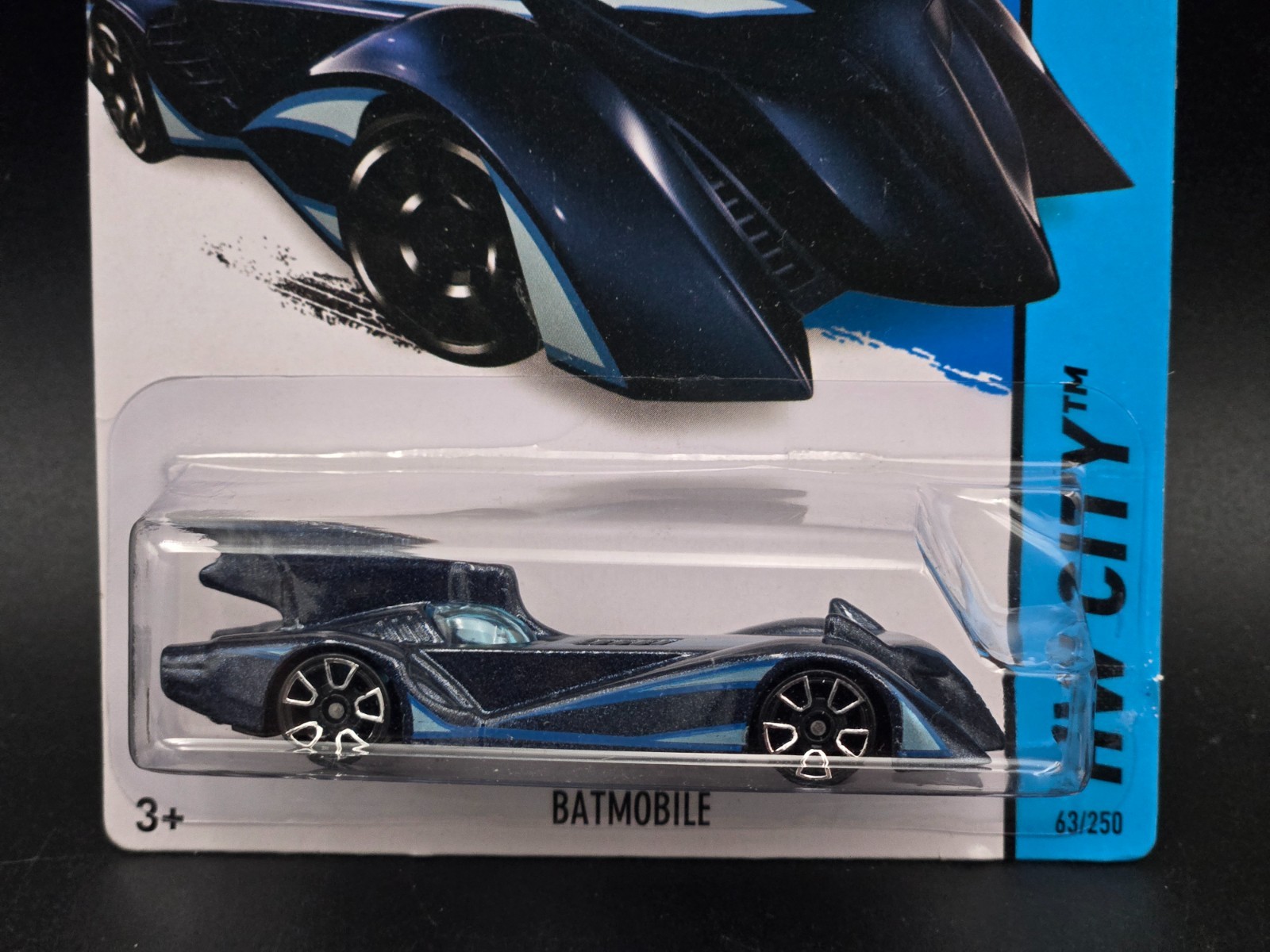 Hot Wheels 2013 Batman The Brave and the bold Batmobile 63/250 HW City 2015