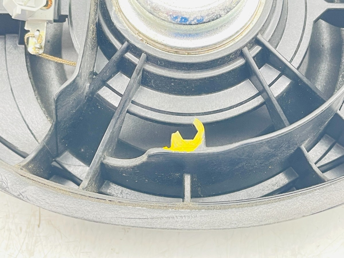 2013-2017 Cadillac XTS Front Right Door Speaker Bose 6.5
