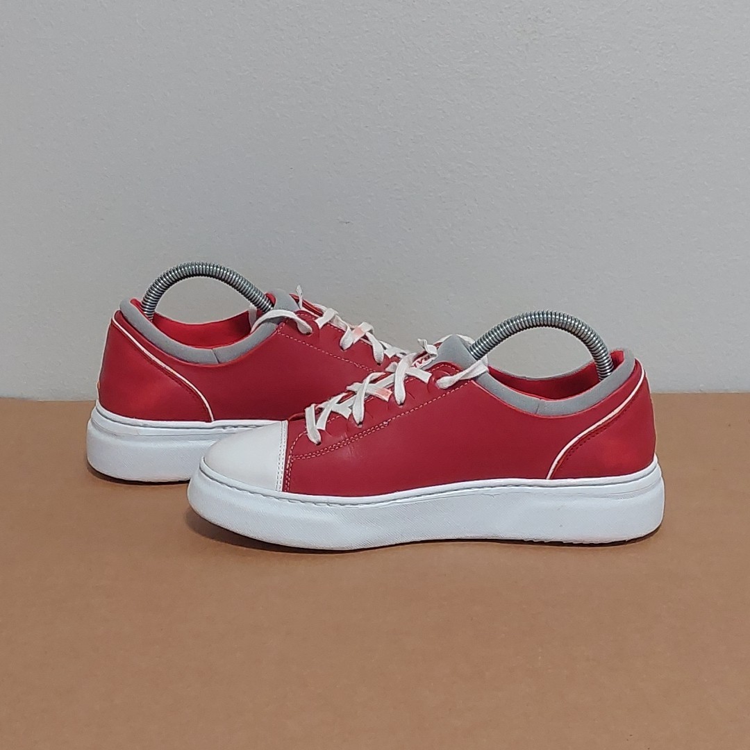 Samuel Hubbard Women's  
