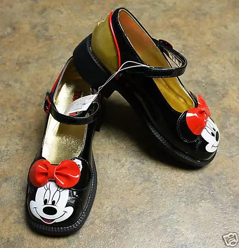 Minnie mouse hotsell costume shoes