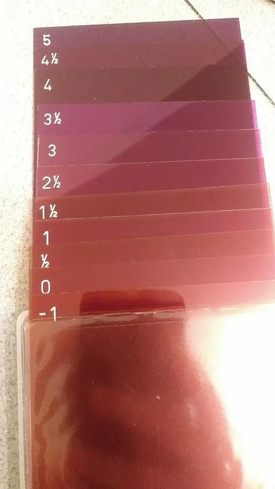 THE FILTER 2 IS MISSING.Agfa Multicontrast Filter Set 3 1/2 x 3 1/2 in Set of 11 Foto 3 de 4