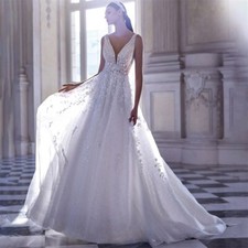 Glitter Lace Wedding Dresses V-Neck Backless 3D Flowers Appliques Bridal Gowns