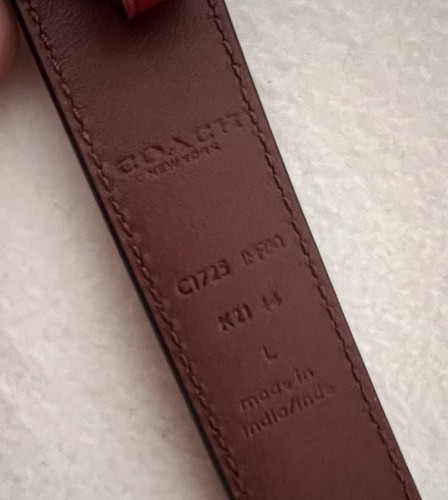 Coach Signature Buckle Belt, 25 Mm MSRP $128 Gold Red Size Large - Picture 8 of 8