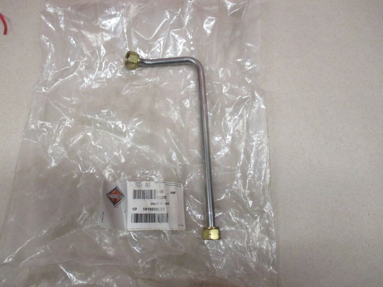 INTERNATIONAL FUEL FILTER CENTER TUBE - 1820327C3 | eBay