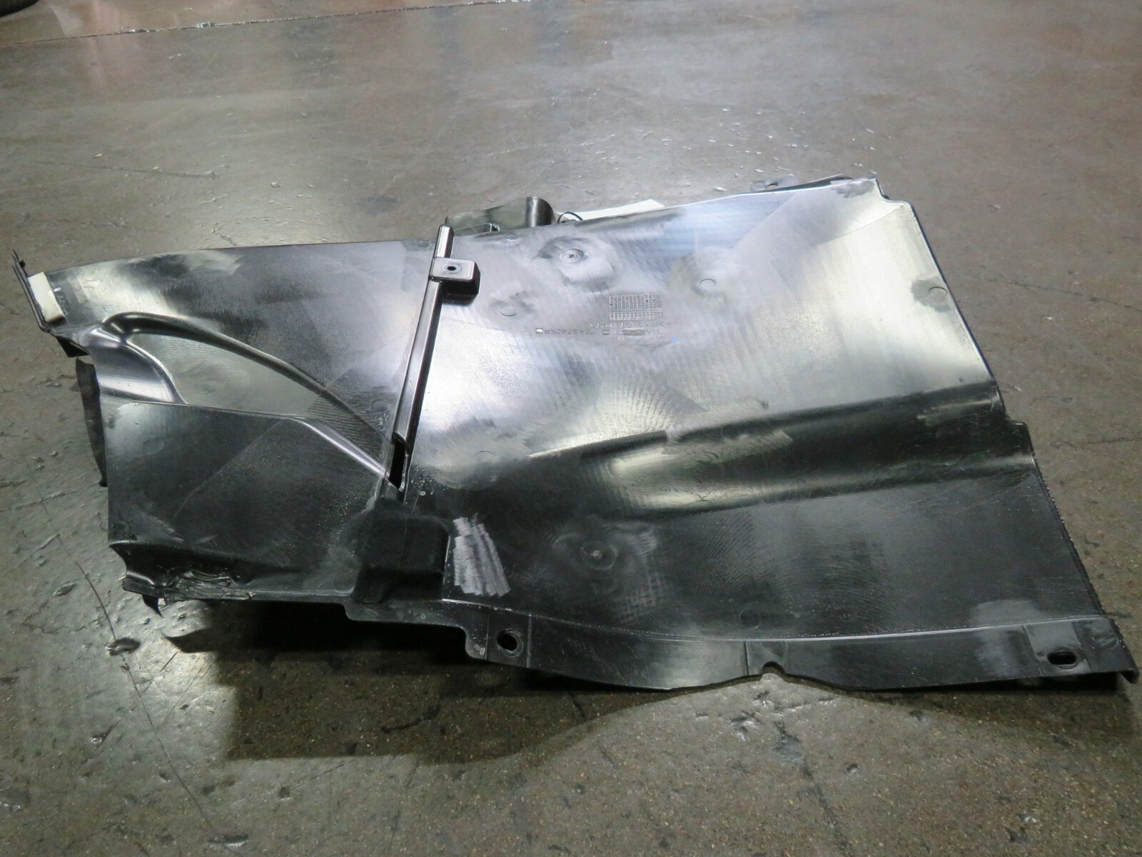 McLaren 600LT, RH, Right, Outer Radiator Duct, Used, P/N 13a6528CP