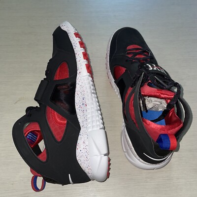 nike huarache free shield