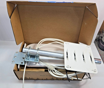 Waveform QuadMini: Low-Profile Omni 4x4 MIMO W/ Pole Mount - Tested and Working