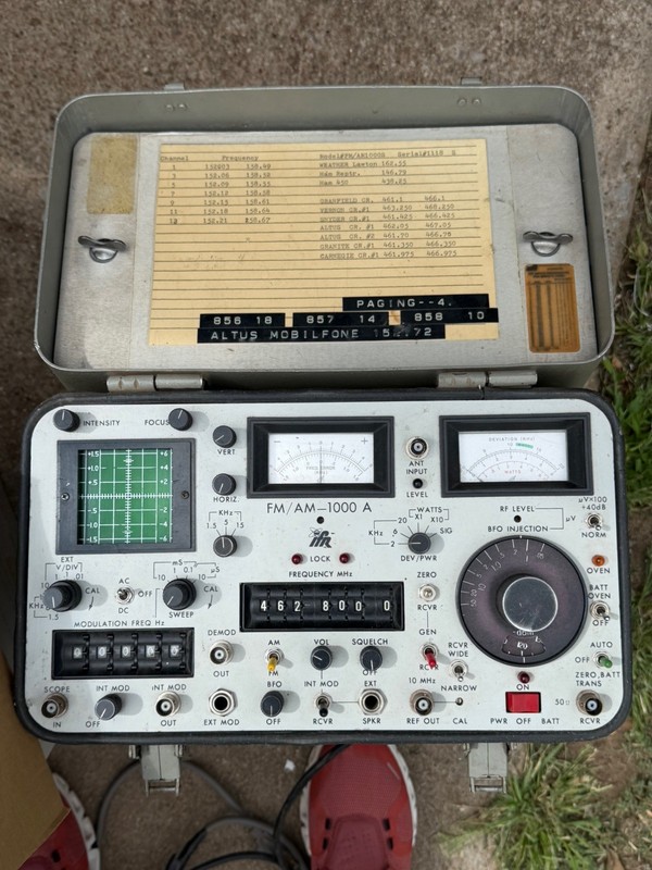 Vintage IFR  FM/AM-1000A Communications Service Monitor - UNTESTED - FOR PARTS