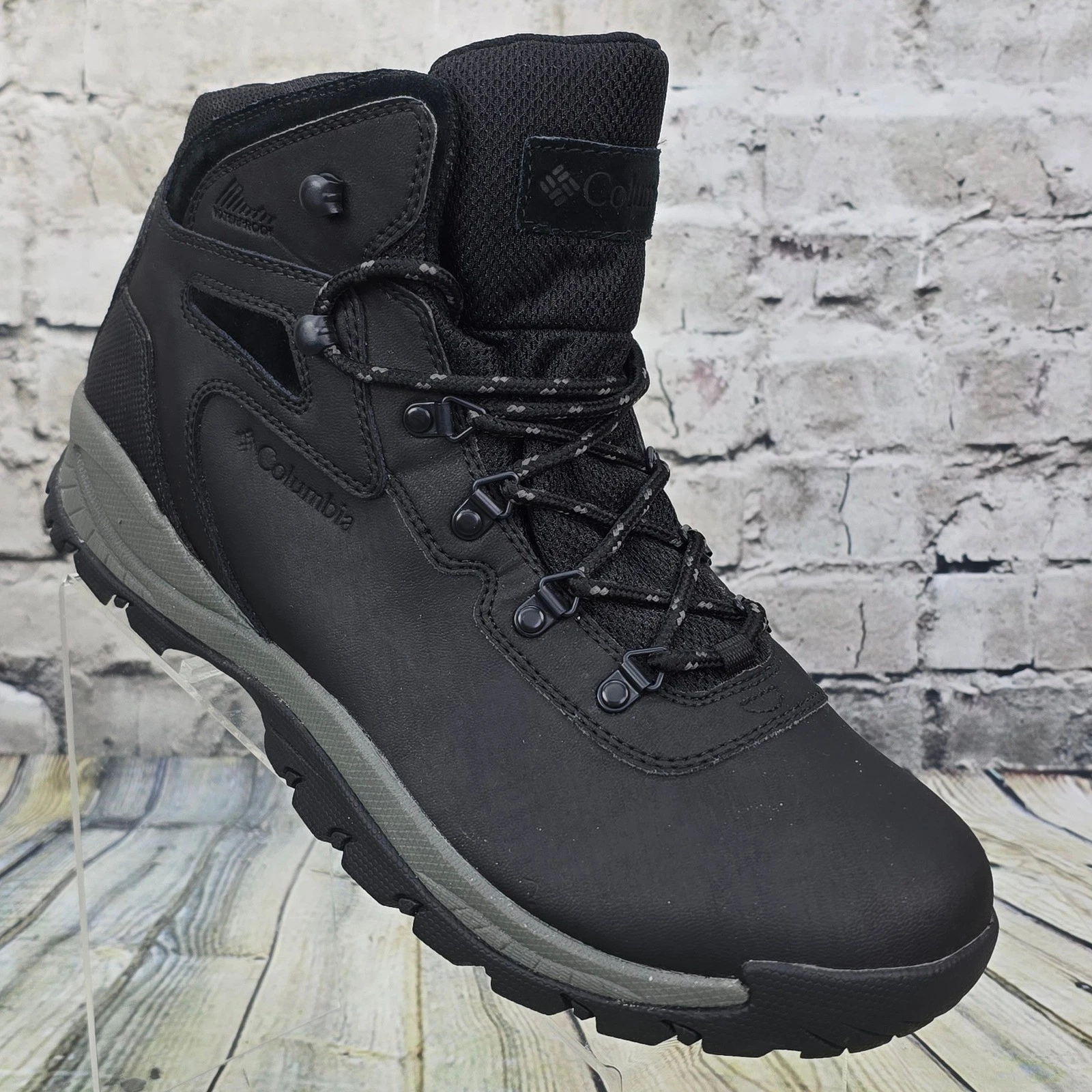 Columbia Yoncalla Ankle Boots Mens Size 12 Black Waterproof Leather Trail Hiking
Opens in a new wind