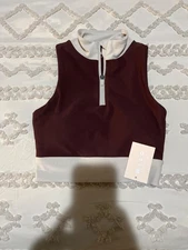 NWT WILO the Label top size small with cup pads