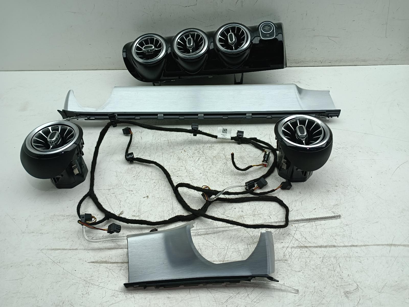 MERCEDES A CLASS AIR VENT DASHBOARD TRIM SET A1778309100 W177 2018 - 2025